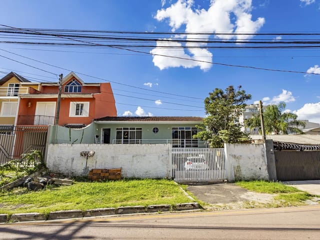 Casa com 264m² 3 quartos e 2 banheiros, à venda, no bairro Campo Comprido em Curitiba
