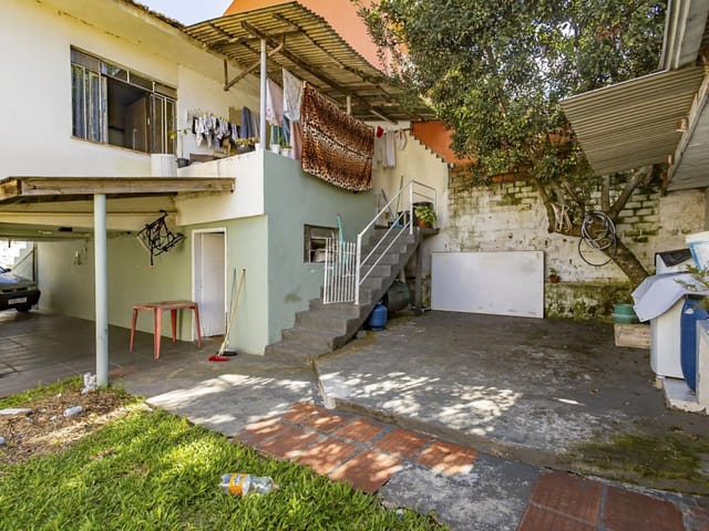 Casa com 264m² 3 quartos e 2 banheiros, à venda, no bairro Campo Comprido em Curitiba