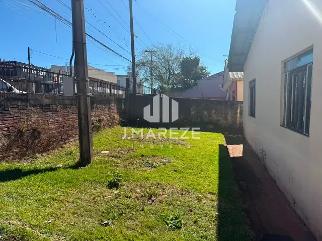 Casa à venda, no bairro Jardim Menegazzo em Apucarana
