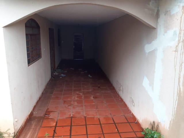 Casa com 140m² 4 quartos e 2 banheiros, para alugar, no bairro Jardim Boa Vista em Cambé