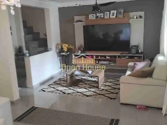 Casa com 200m² 4 quartos e 3 banheiros, à venda, no bairro Santa Cruz em Volta Redonda