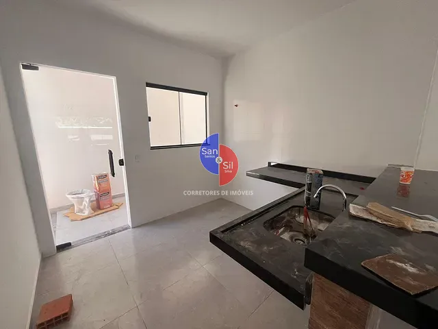 Casa 2 quartos e 2 banheiros, à venda, no bairro Gandé em Magé