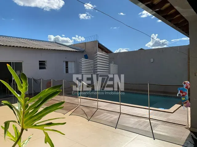 Casa com 3000m² 4 quartos e 2 banheiros, à venda, no bairro Vila São João da Boa Vista em Bauru