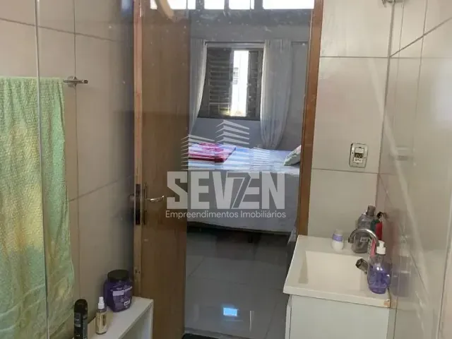 Casa com 3000m² 4 quartos e 2 banheiros, à venda, no bairro Vila São João da Boa Vista em Bauru