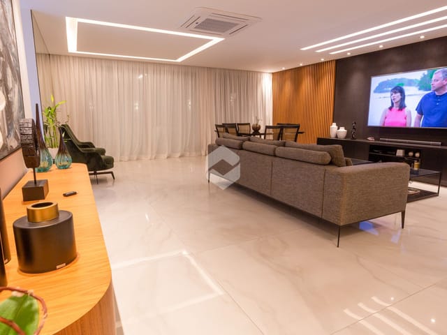 Casa com 281m² 4 quartos e 6 banheiros, à venda, no bairro Vargem Grande em Rio de Janeiro
