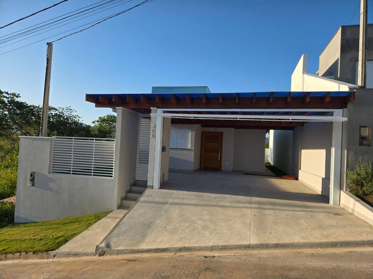 Casa venda com Piscina e Área Gourmet | Bairro Mantiqueira I