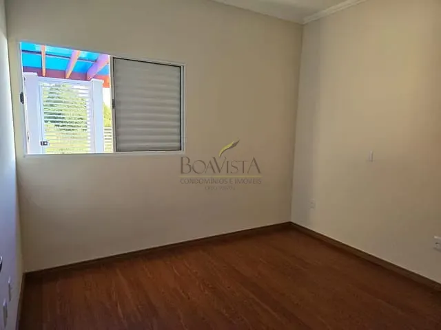 Casa 3 quartos e 2 banheiros, à venda, no bairro Mantiqueira em Piracaia
