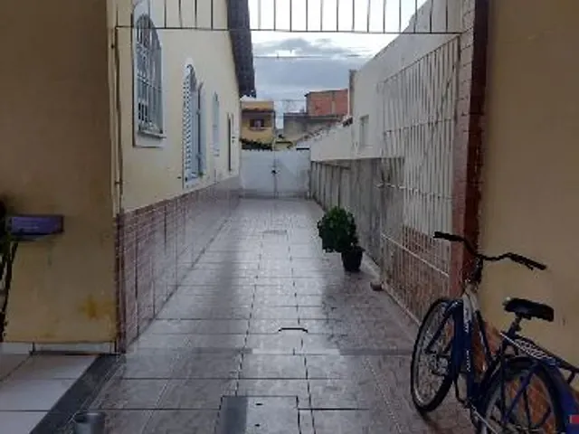 Casa 4 quartos e 3 banheiros, à venda, no bairro Parque Jardim Carioca em Campos dos Goytacazes