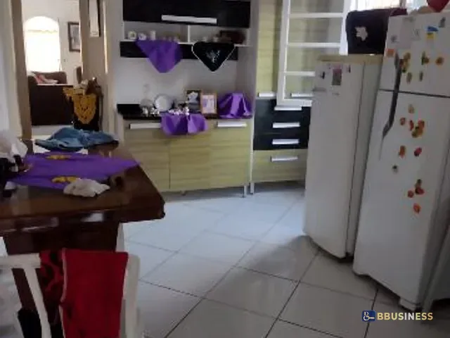 Casa 4 quartos e 3 banheiros, à venda, no bairro Parque Jardim Carioca em Campos dos Goytacazes