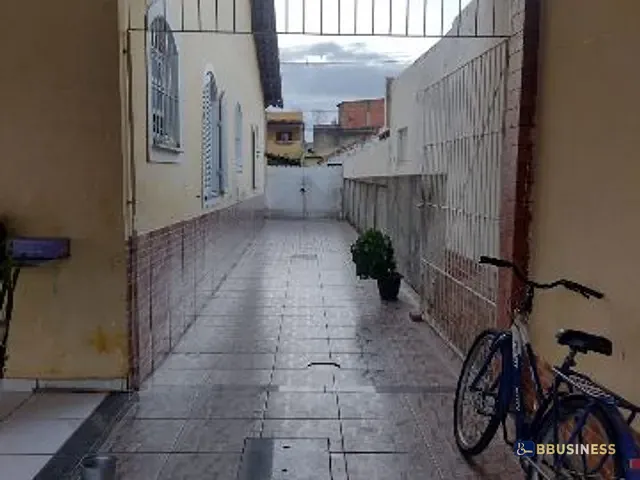 Casa 4 quartos e 3 banheiros, à venda, no bairro Parque Jardim Carioca em Campos dos Goytacazes
