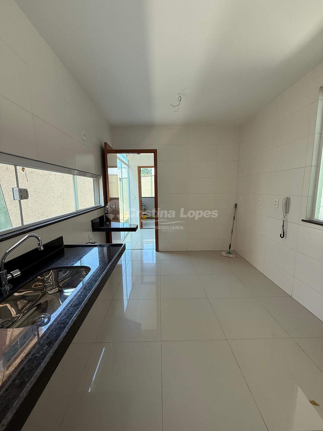 Casa, 4 quartos, 180 m² - Foto 3