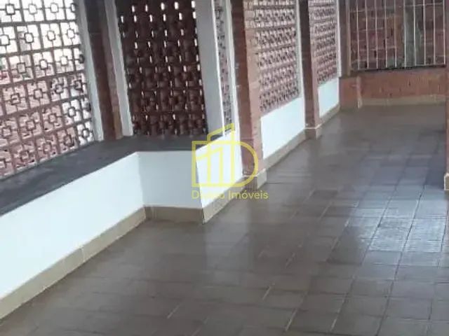 Casa com 250m² 3 quartos e 2 banheiros, à venda, no bairro Vila Trujillo em Sorocaba