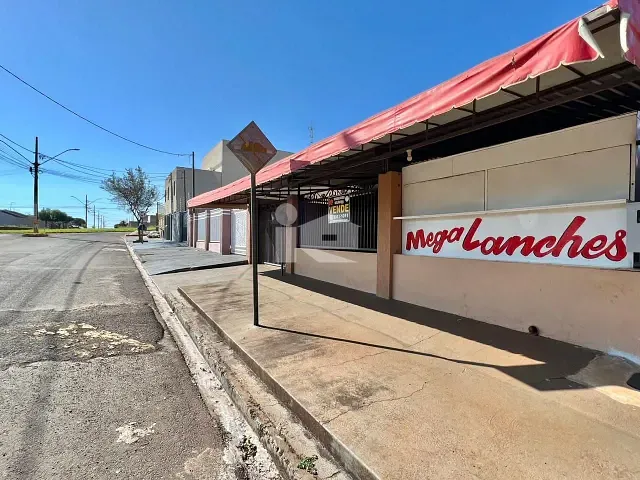 Casa com 260m² 3 quartos e 2 banheiros, à venda, no bairro Jardim Nobre em Rolândia