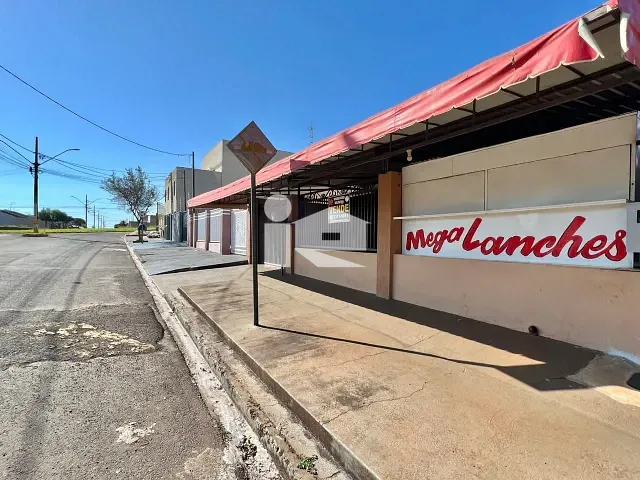 Casa com 260m² 3 quartos e 2 banheiros, à venda, no bairro Jardim Nobre em Rolândia