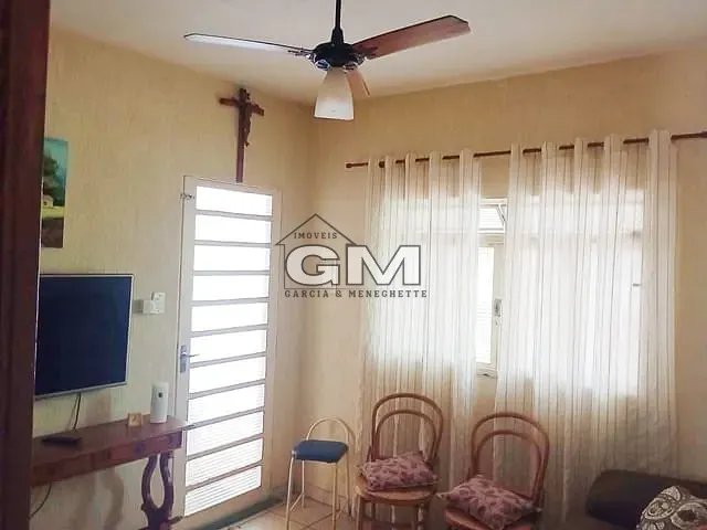 Casa com 200m² 2 quartos e 1 banheiro, à venda, no bairro Antônio Marincek em Ribeirão Preto