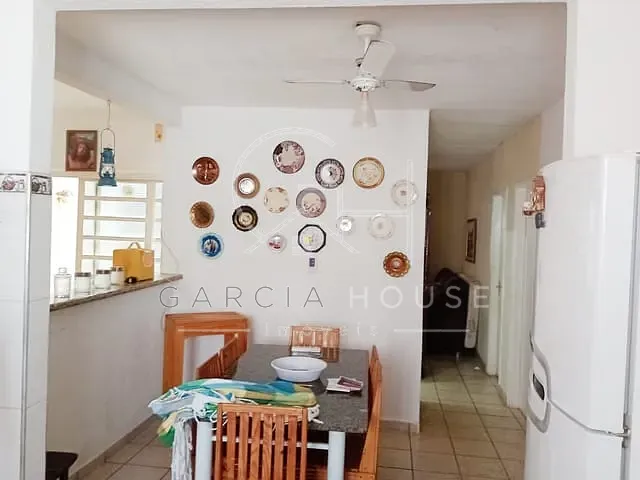 Casa com 200m² 2 quartos e 1 banheiro, à venda, no bairro Antônio Marincek em Ribeirão Preto