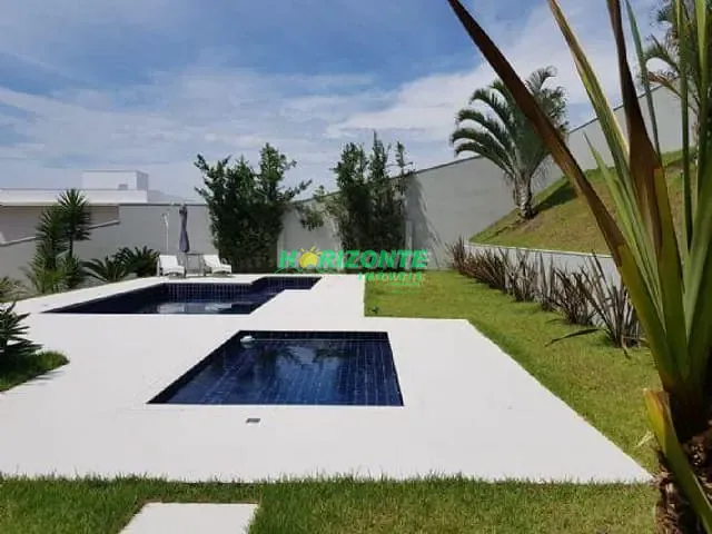 Casa com 900m² 4 quartos e 6 banheiros, à venda, no bairro urbanova em São José dos Campos