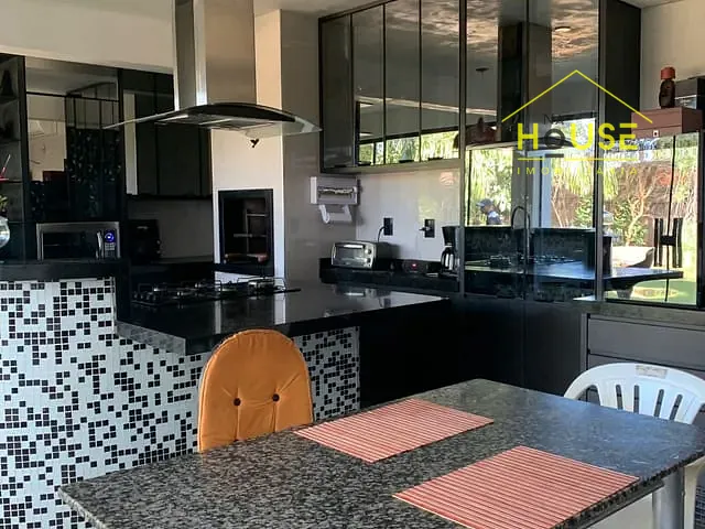 Casa com 1699m² 3 quartos e 1 banheiro, à venda, no bairro Santa Eliza em Votuporanga