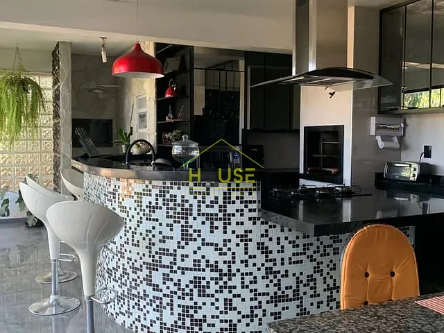 Casa com 1699m² 3 quartos e 1 banheiro, à venda, no bairro Santa Eliza em Votuporanga