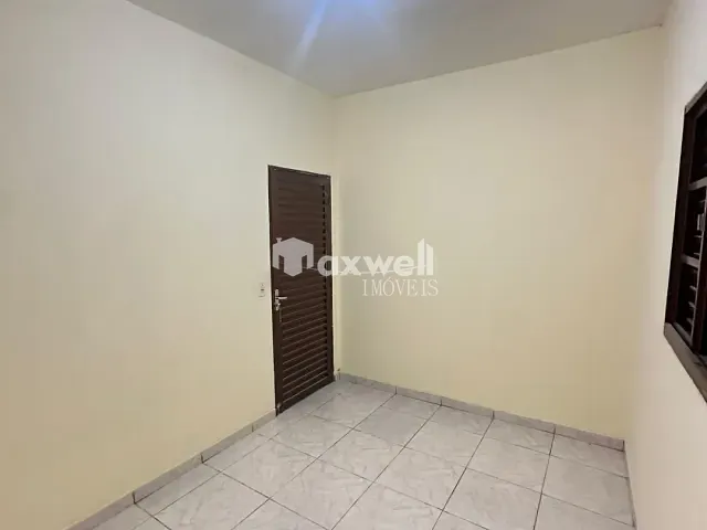 Casa 2 quartos e 1 banheiro, para alugar, no bairro Jardim Ipiranga em Aparecida de Goiânia
