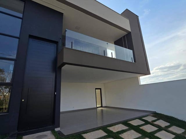 Casa com 408m² 5 quartos e 4 banheiros, para alugar, no bairro Condomínio Dharma Ville em Lavras
