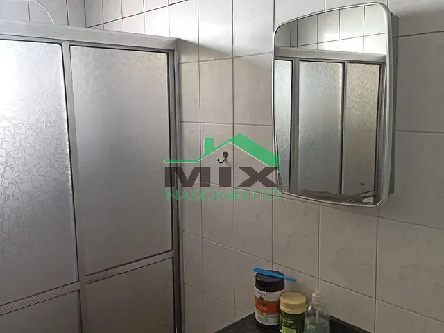 Casa com 202m² 3 quartos e 2 banheiros, à venda, no bairro Vila Nossa Senhora das Vitórias em Mauá