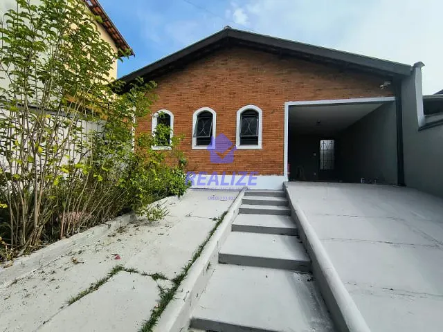Casa com 396m² 4 quartos e 3 banheiros, à venda, no bairro Vila dos Lavradores em Botucatu