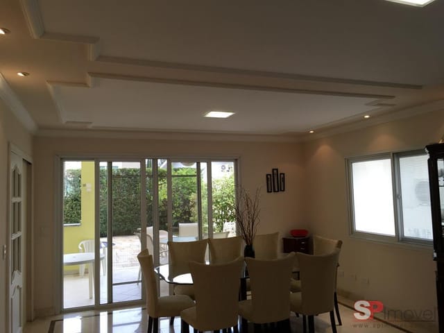 Casa 4 quartos e 7 banheiros, à venda, no bairro Residencial Cinco (Alphaville) em Santana de Parnaíba