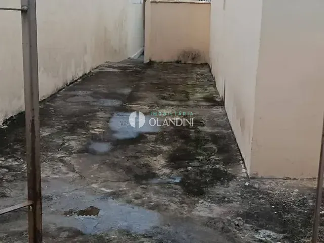 Casa com 200m² 3 quartos e 1 banheiro, para alugar, no bairro Parque das Paineiras em Artur Nogueira