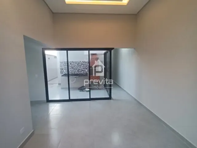 Casa 3 quartos e 2 banheiros, à venda, no bairro Areão em Taubaté