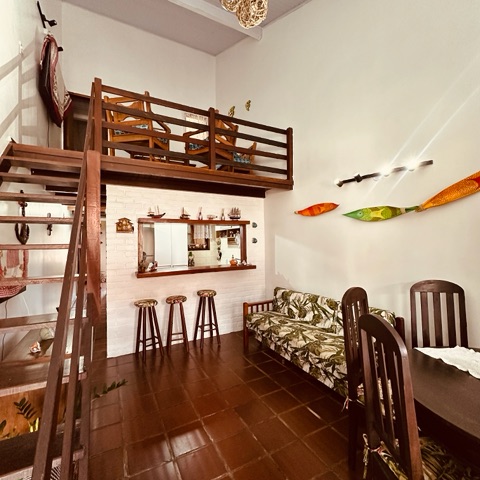 Casa 2 quartos e 2 banheiros, à venda, no bairro Ogiva em Cabo Frio