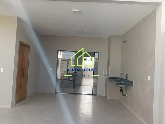 Casa 3 quartos e 2 banheiros, à venda, no bairro Santa Clara em Pindamonhangaba