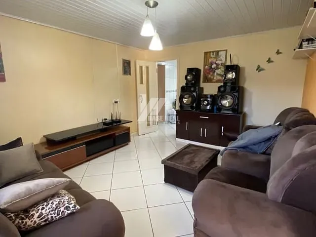 Casa com 114m² 2 quartos e 1 banheiro, à venda, no bairro PRIMAVERA em Guarapuava