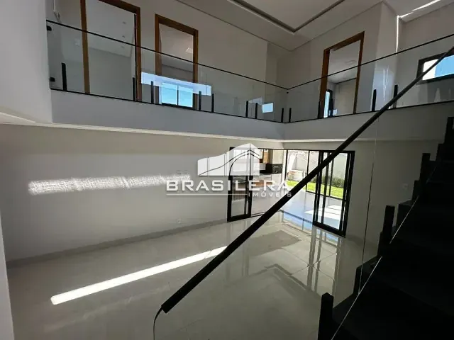 Casa com 313m² 4 quartos e 4 banheiros, à venda, no bairro Jardins Porto em Senador Canedo