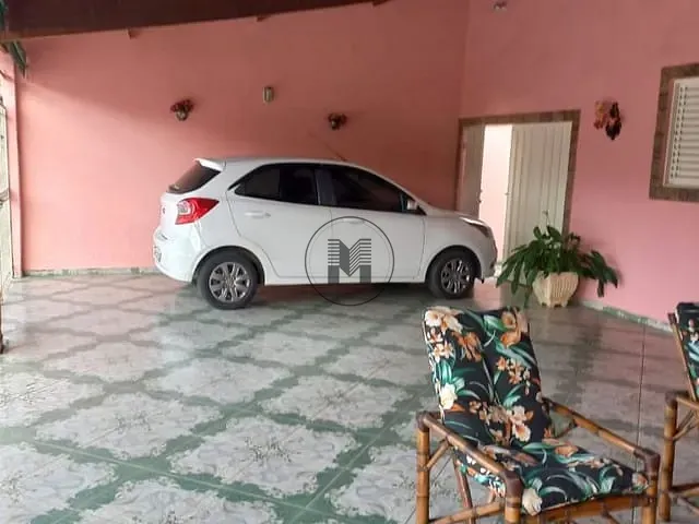 Casa 3 quartos e 2 banheiros, à venda, no bairro Vila Comendador Rodrigues Alves em Guaratinguetá