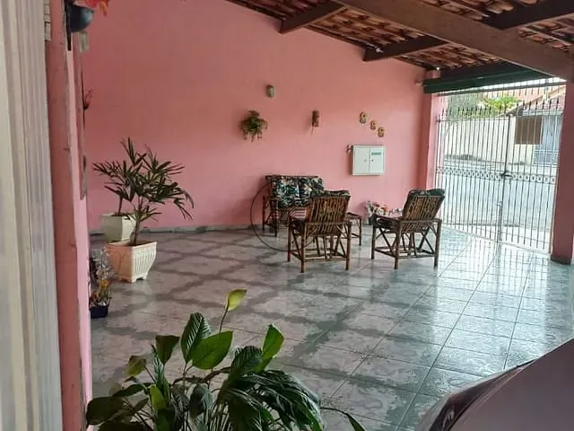 Casa 3 quartos e 2 banheiros, à venda, no bairro Vila Comendador Rodrigues Alves em Guaratinguetá