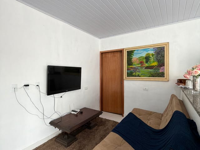 Casa 2 quartos e 1 banheiro, para alugar, no bairro Parque Nova Carioba em Americana