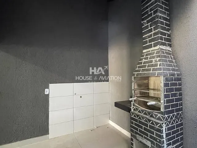 Casa 2 quartos e 2 banheiros, à venda, no bairro Conjunto Vera Cruz em Goiânia
