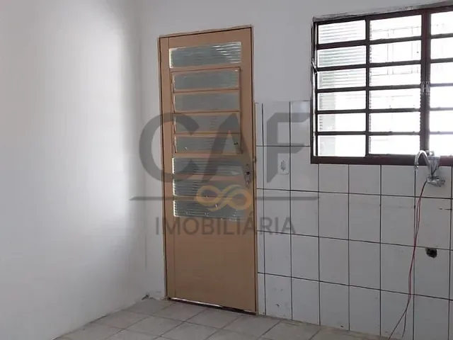 Casa com 250m² 3 quartos e 2 banheiros, à venda, no bairro Jardim das Tulipas em Holambra