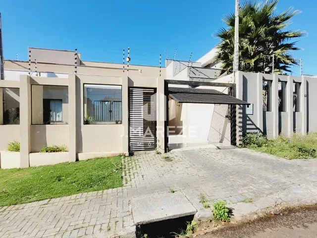 Casa com 134m² 2 quartos e 1 banheiro, à venda, no bairro Jardim Ponta Grossa em Apucarana