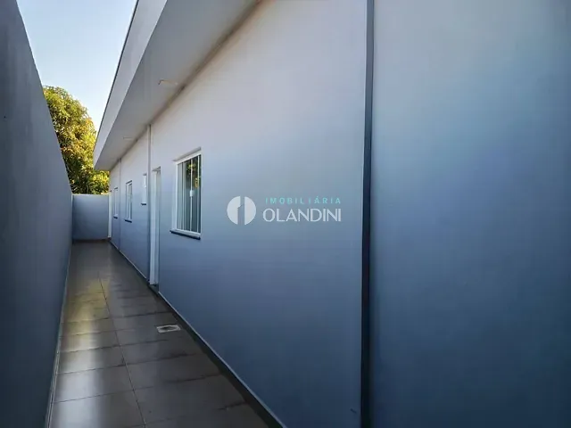 Casa com 250m² 2 quartos e 1 banheiro, para alugar, no bairro Santa Rita de Cássia em Artur Nogueira