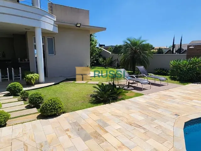 Casa com 700m² 4 quartos e 6 banheiros, à venda ou para alugar, no bairro Urbanova em São José dos Campos