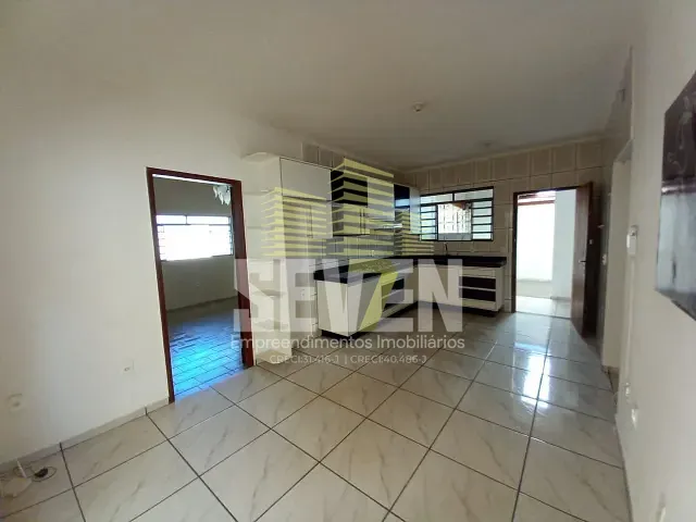 Casa com 432m² 3 quartos e 2 banheiros, à venda, no bairro Parque Santa Edwiges em Bauru