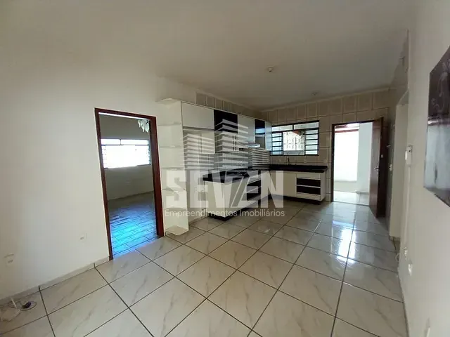 Casa com 432m² 3 quartos e 2 banheiros, à venda, no bairro Parque Santa Edwiges em Bauru
