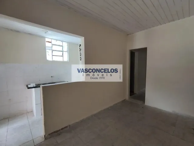 Casa com 75m² 1 quarto e 1 banheiro, para alugar, no bairro Centro em São José Dos Campos
