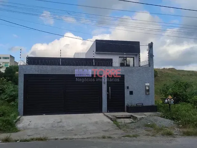 Casa 5 quartos e 2 banheiros, à venda, no bairro Parque Verde em Itabuna