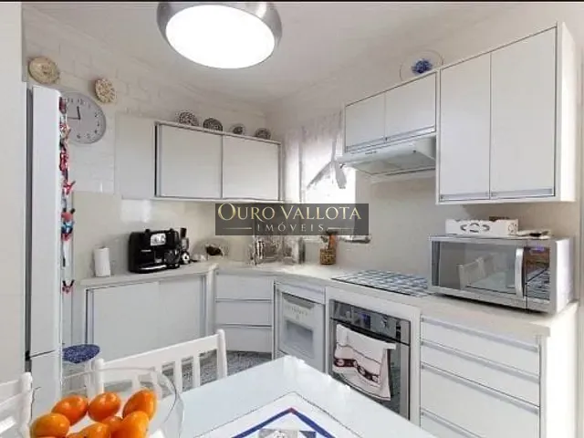 Casa com 230m² 3 quartos e 5 banheiros, à venda, no bairro Vila Bertioga em São Paulo