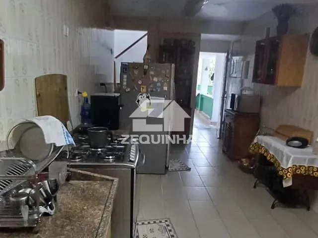 Casa com 250m² 3 quartos e 2 banheiros, à venda, no bairro Vila Campesina em Osasco