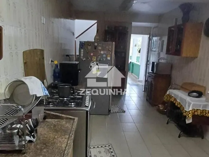 Casa, 3 quartos, 330 m² - Foto 4