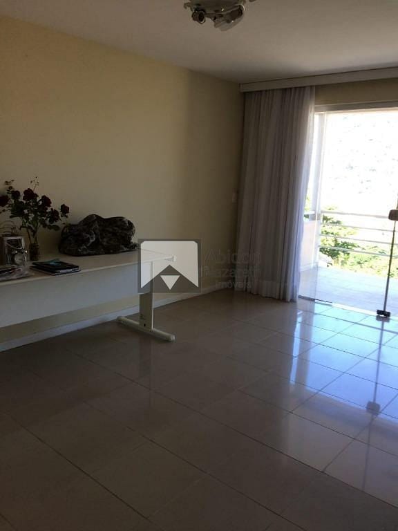 Casa, 4 quartos, 270 m² - Foto 21